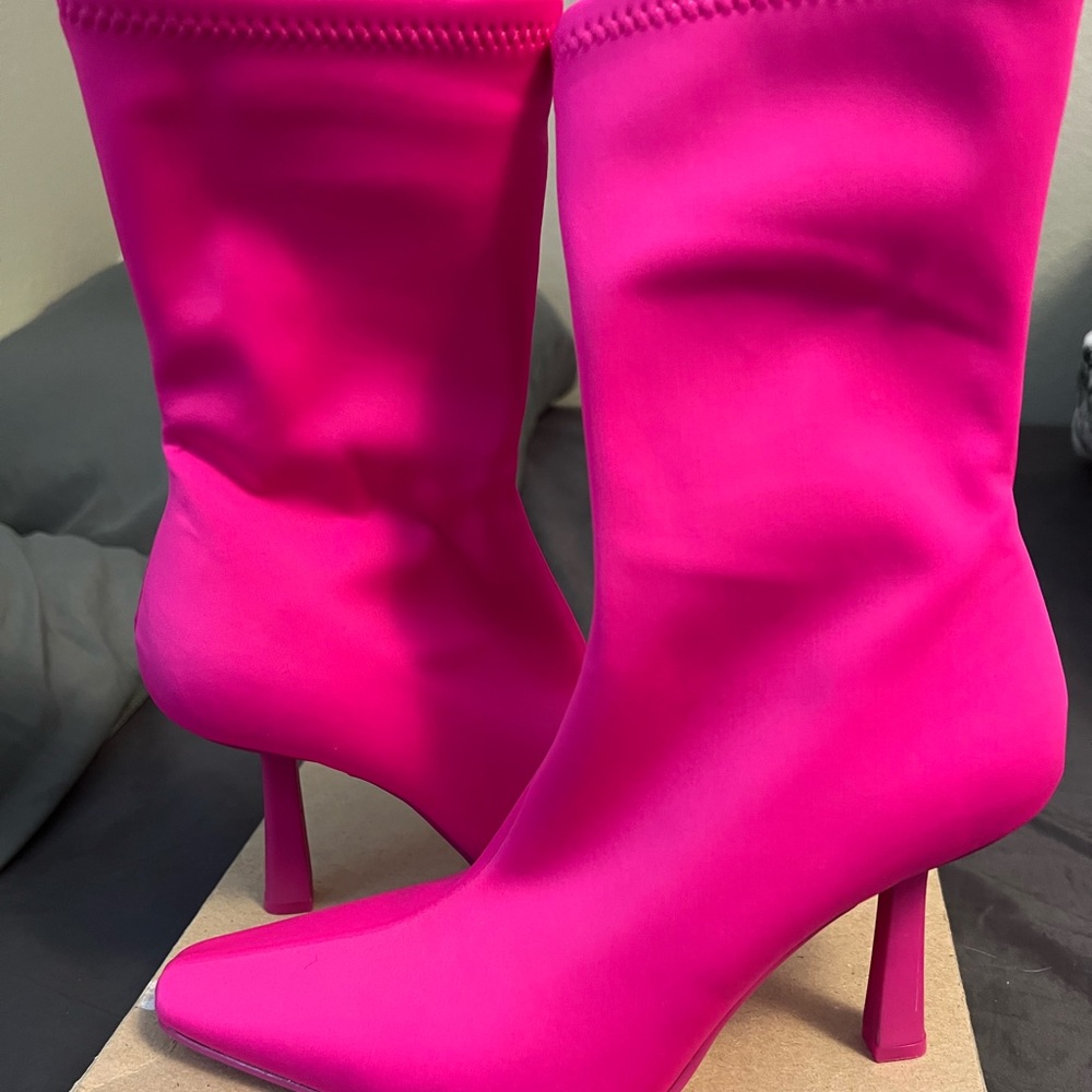 Ankle booties